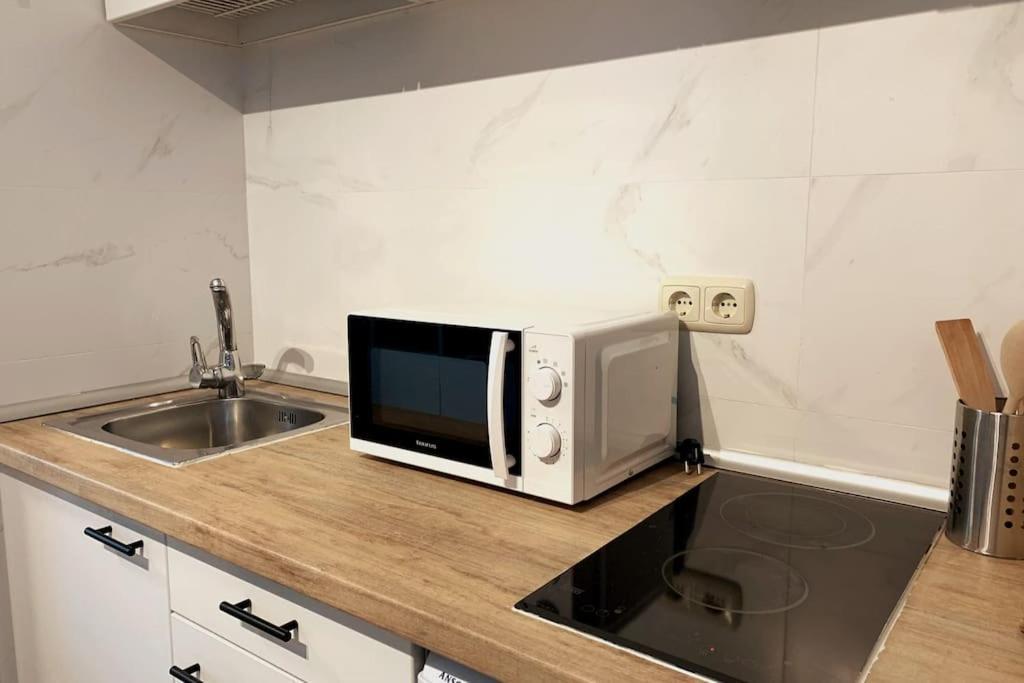 סיירה נבדה Estudio Plaza Maribel Con Parking Incluido מראה חיצוני תמונה