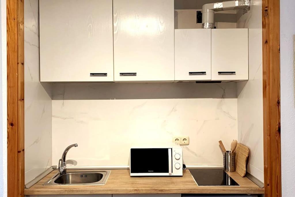 סיירה נבדה Estudio Plaza Maribel Con Parking Incluido מראה חיצוני תמונה